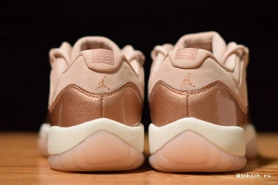 (W) GOLD JORDAN LOW ROSE RETRO - 11 1104